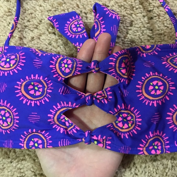 LA Hearts Bikini‎ Top - Picture 2 of 4